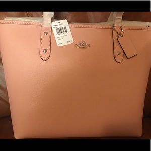 Coach City Zip tote in Crossgrain Leather